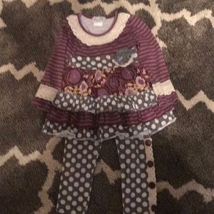 Beautiful purple and gray ruffle matching set